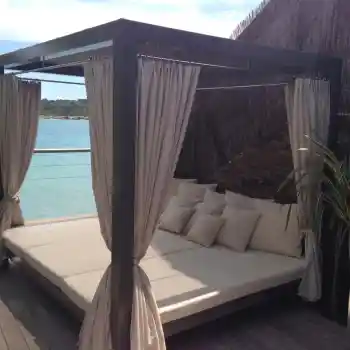 Outdoor furnitures